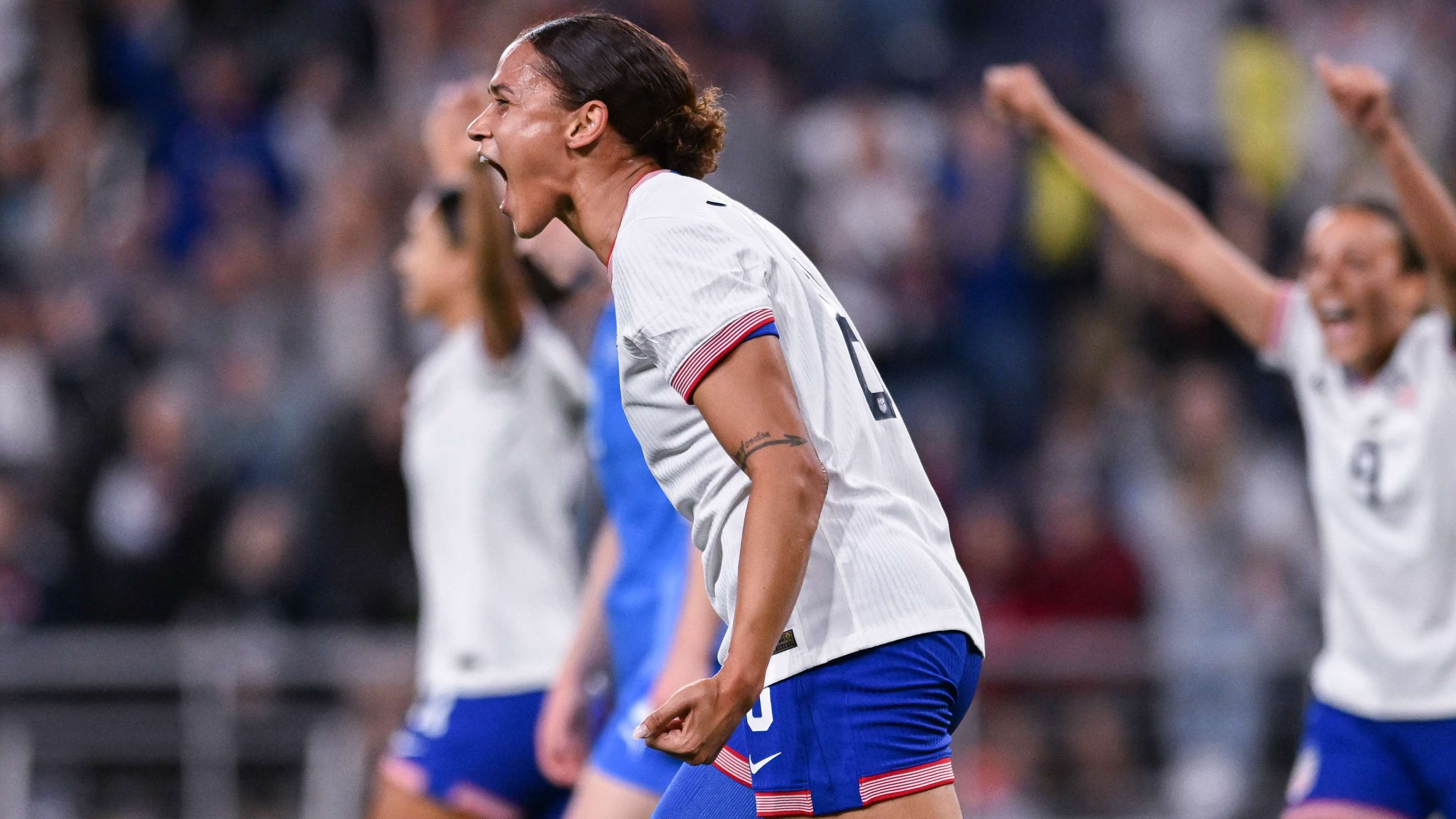 在场上展现 在场上展现