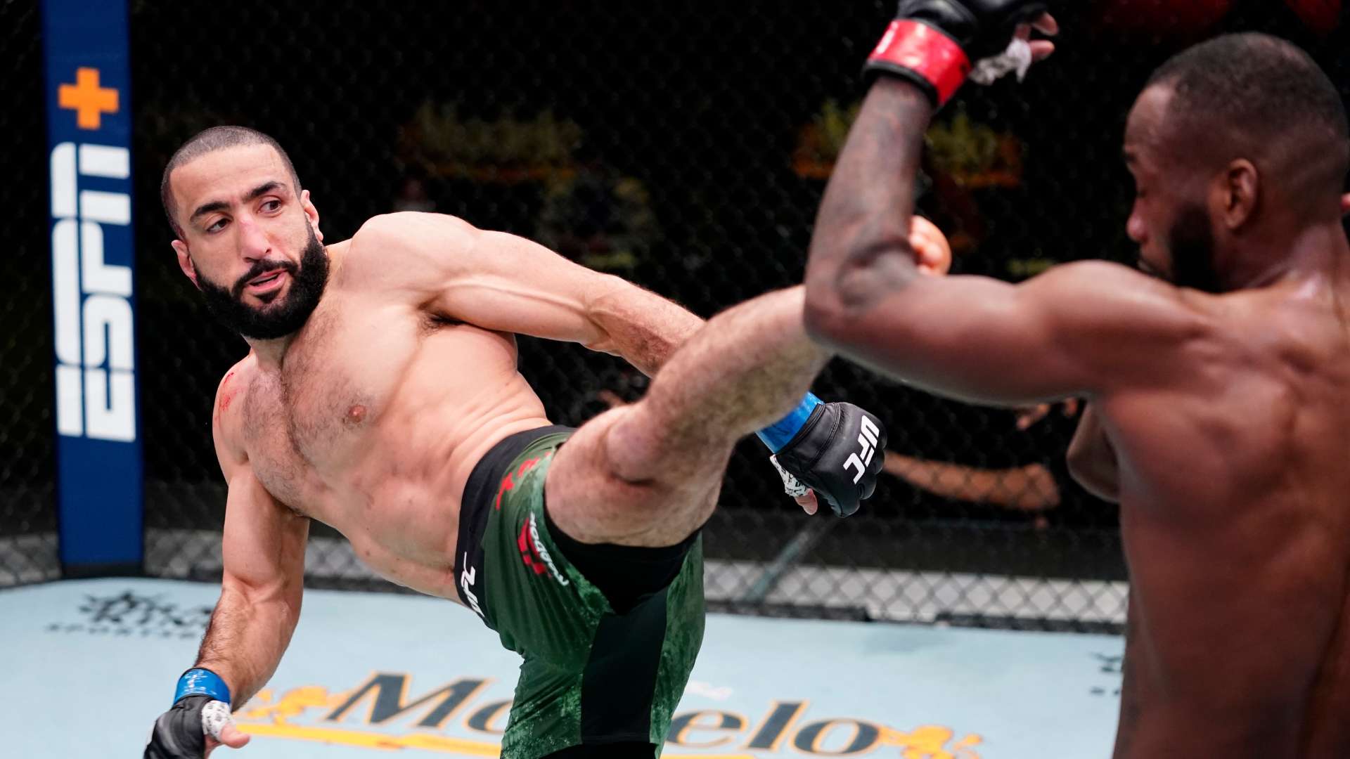 中脱颖而出 中脱颖而出